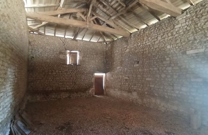 Grange de 1 pièces principales — photo 2