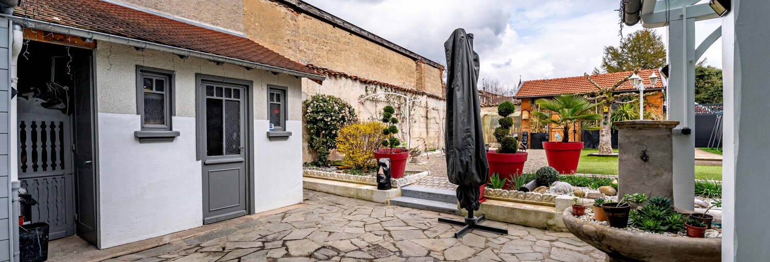 Maison 10 Pièces 320 m² à vendre à Saint-Jean-de-Bournay (38440)