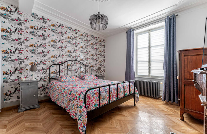 Maison de ville 10 pièces 320 m2 implantée sur sa parcelle de 494 m2 — photo 3
