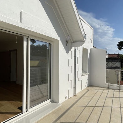 Appartement 3 pièces 438900 €