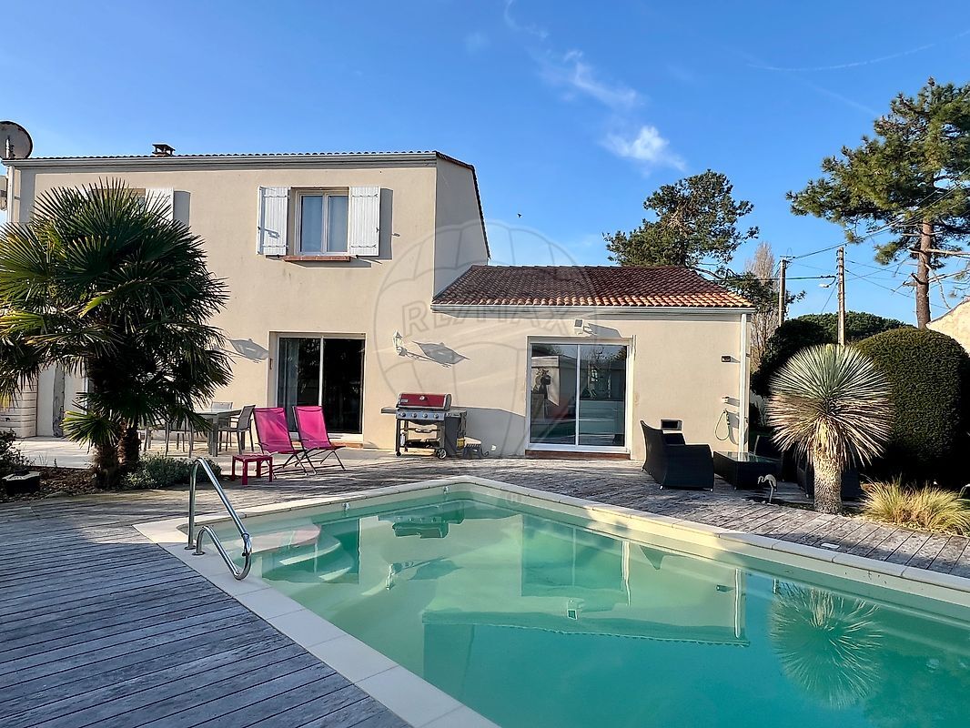 La Tremblade  Maison 7 pièces 184 m²