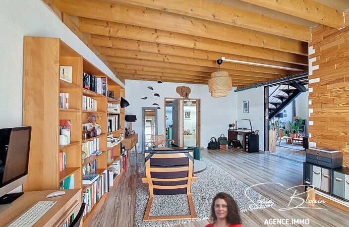 À 15 minutes d'Angers  Maison atypique au style loft — photo 3
