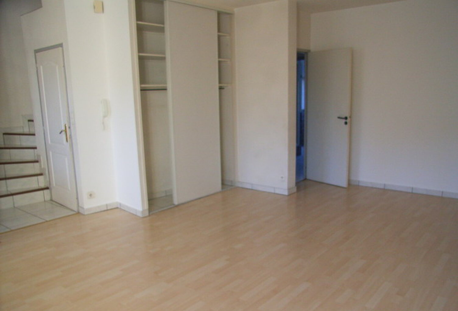 LOCATION T4 DUPLEX RODEZ SANS FRAIS D'AGENCE — photo 1