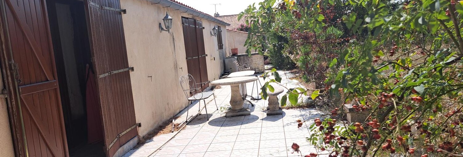 Maison 6 Pièces 284 m² à vendre à Anais (17540)