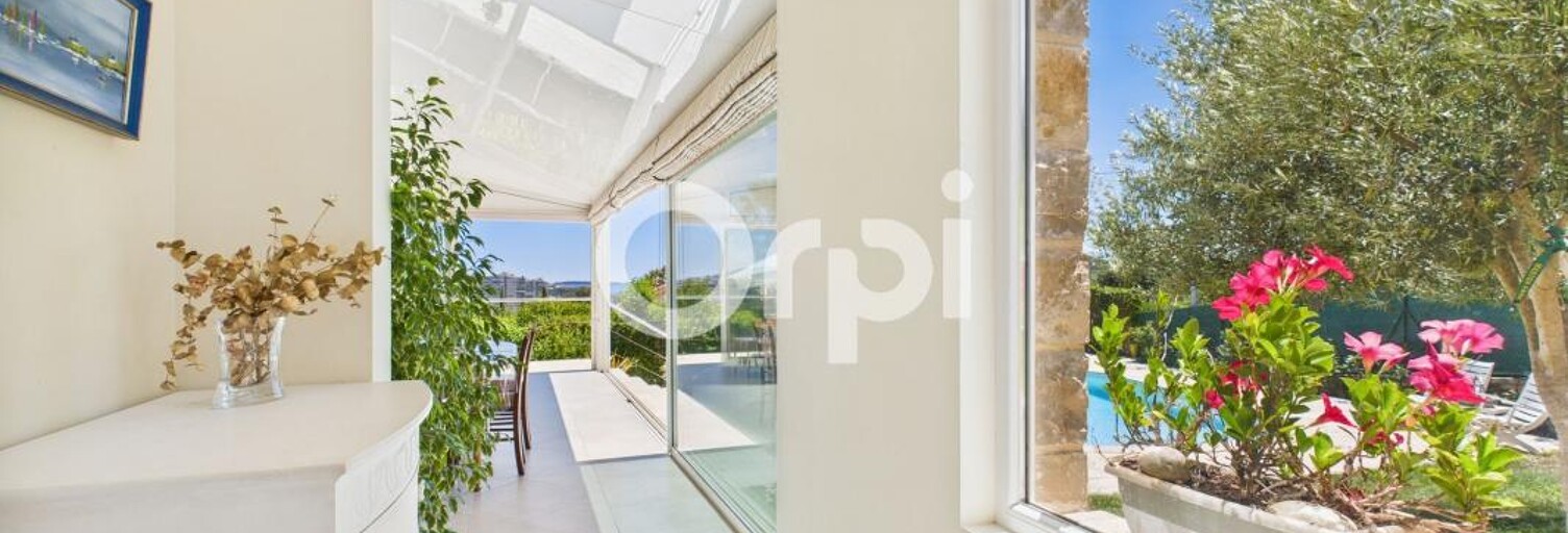 Maison 7 Pièces 253 m² à vendre à Mandelieu-la-Napoule (06210)