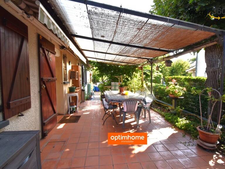 Maison à vendre 4 pièces AMBARES ET LAGRAVE (33) — photo 1