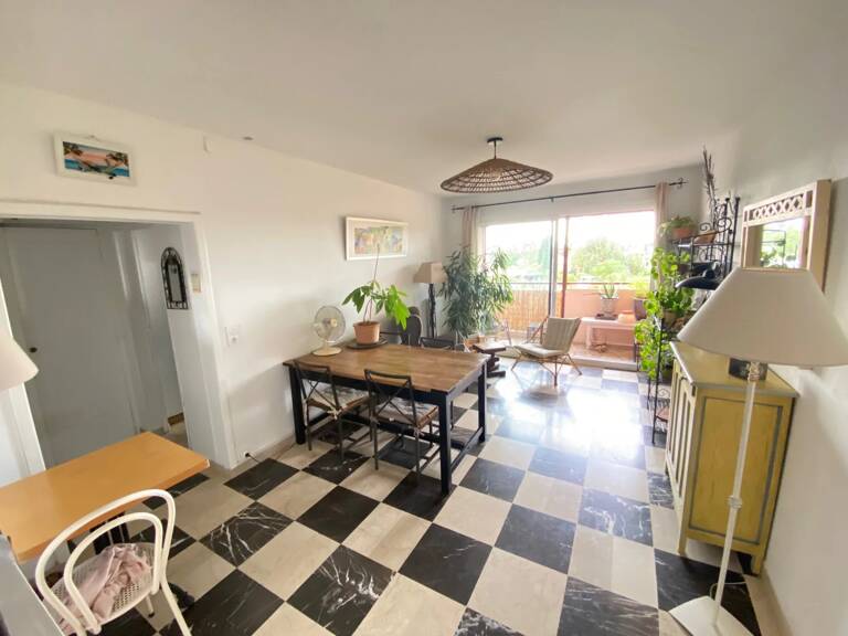 HYERES VILLE AU CALME APPARTEMENT T4 — photo 1