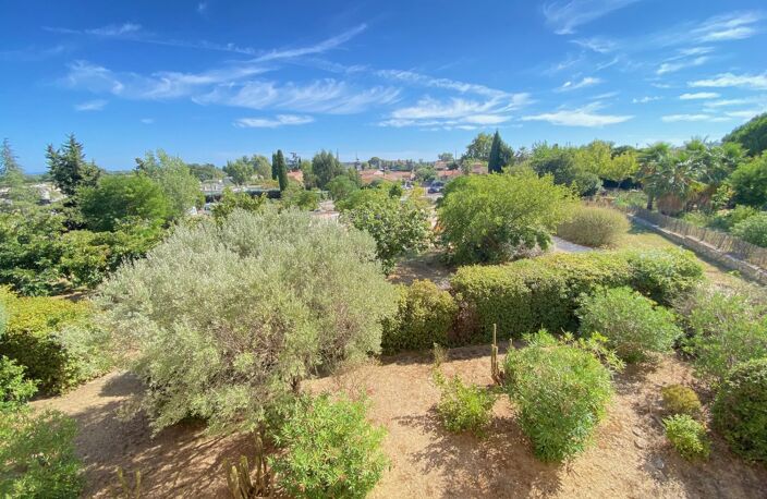 HYERES VILLE AU CALME APPARTEMENT T4 — photo 2