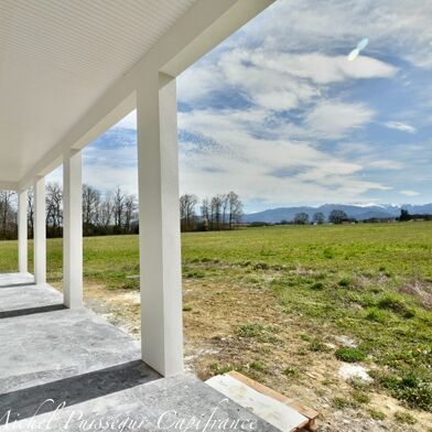 Maison 7 pièces 300000 €