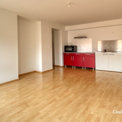 Appartement 3 pièces 580 €