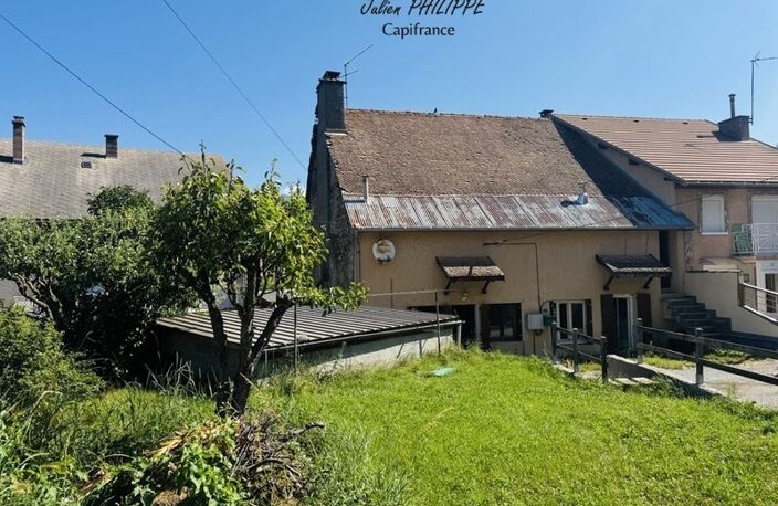 Maison de village avec 2 appartements + grange - Au Cros (commune de St Laurent du Cros) — photo 2