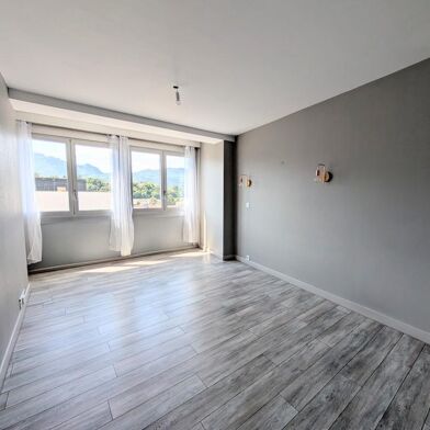 Appartement 2 pièces 160000 €