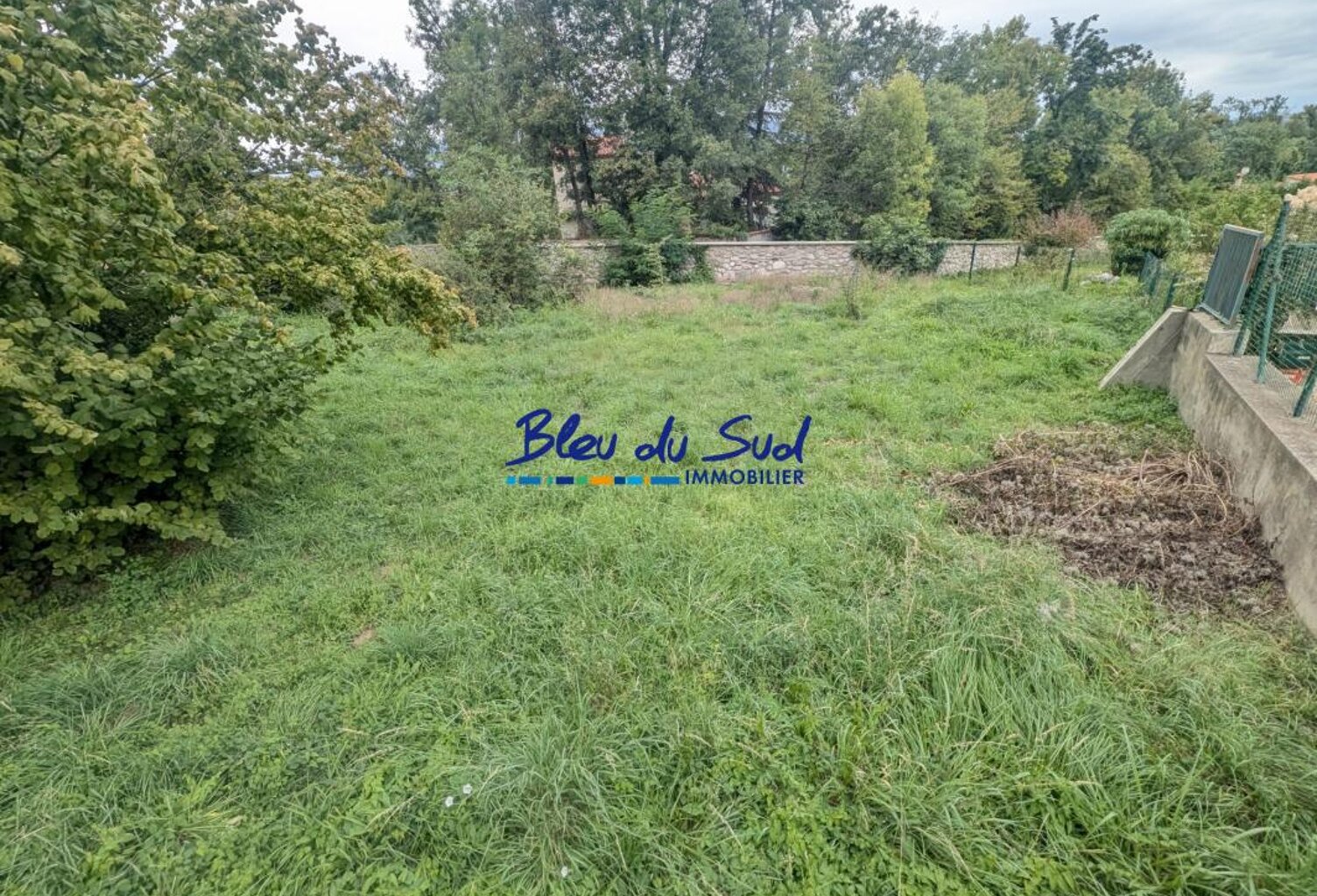 Terrain constructible plat — photo 1
