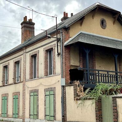 Immeuble  106590 €