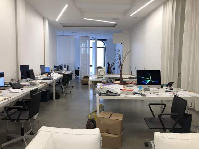 LOCAL COMMERCIAL PROFESSIONNEL, BUREAUX, OPEN SPACE — photo du bien
