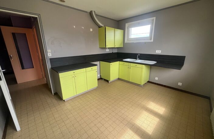 Vente maison 6 pièces 100 m² Montagnat (01250) — photo 4