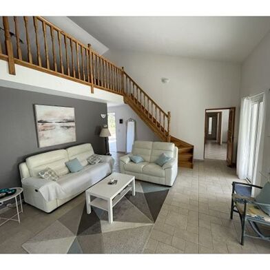 Maison 7 pièces 615940 €