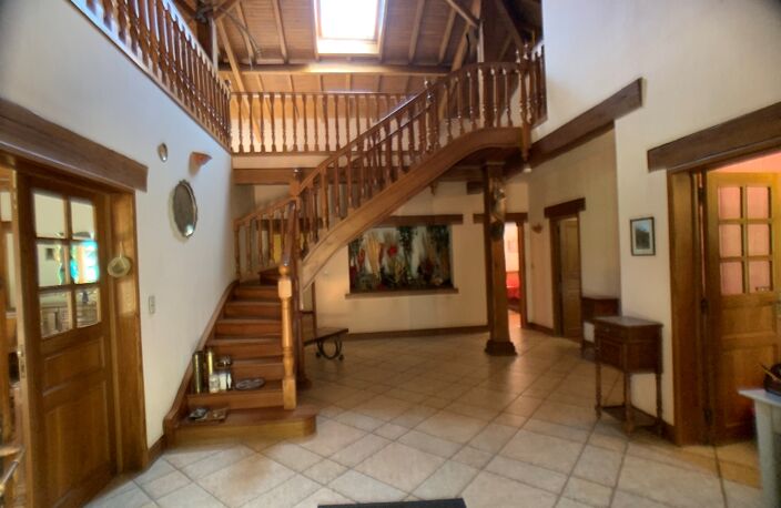 Verdun, proche centre, grande maison T6 — photo 3