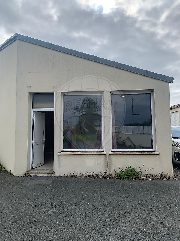 Bureau  T2 à louer Saujon 17600