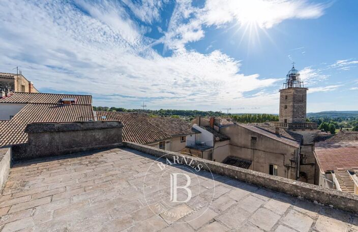 AIX-EN-PROVENCE - ANCIEN HOTEL PARTICULIER - 976 M2 - 9 CHAMBRES — photo 4