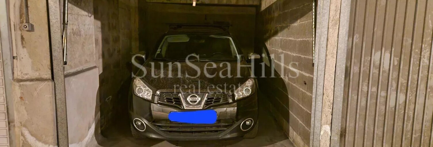 Garage  12 m² à vendre à Nice (06000)