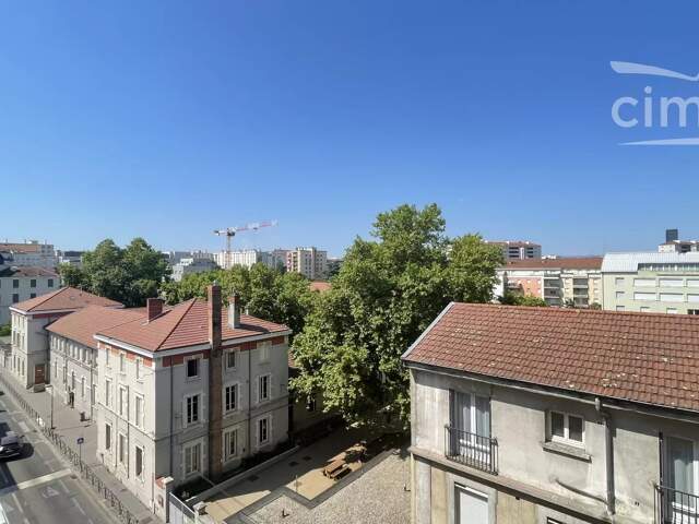 Appartement 2 pièces — photo du bien