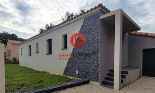 Maison 4 Pièces 132 m² à vendre à Saint-Julien-de-Peyrolas (30760)