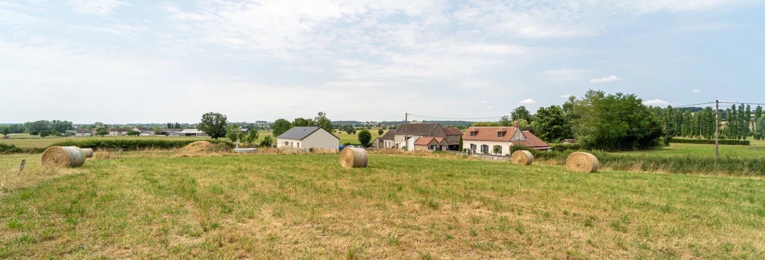 Terrain  1076 m² à vendre à Magny-Cours (58470)