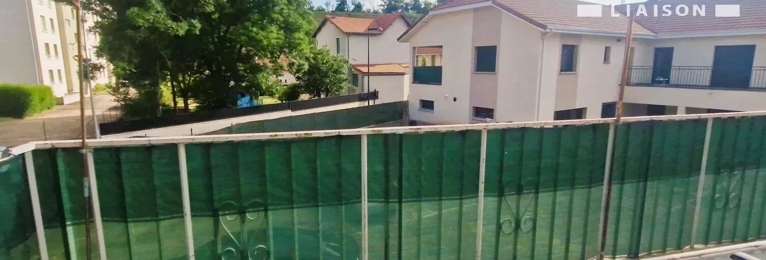 Immeuble  325 m² à vendre à La Tour-du-Pin (38110)