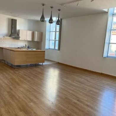 Appartement 3 pièces 1324 €