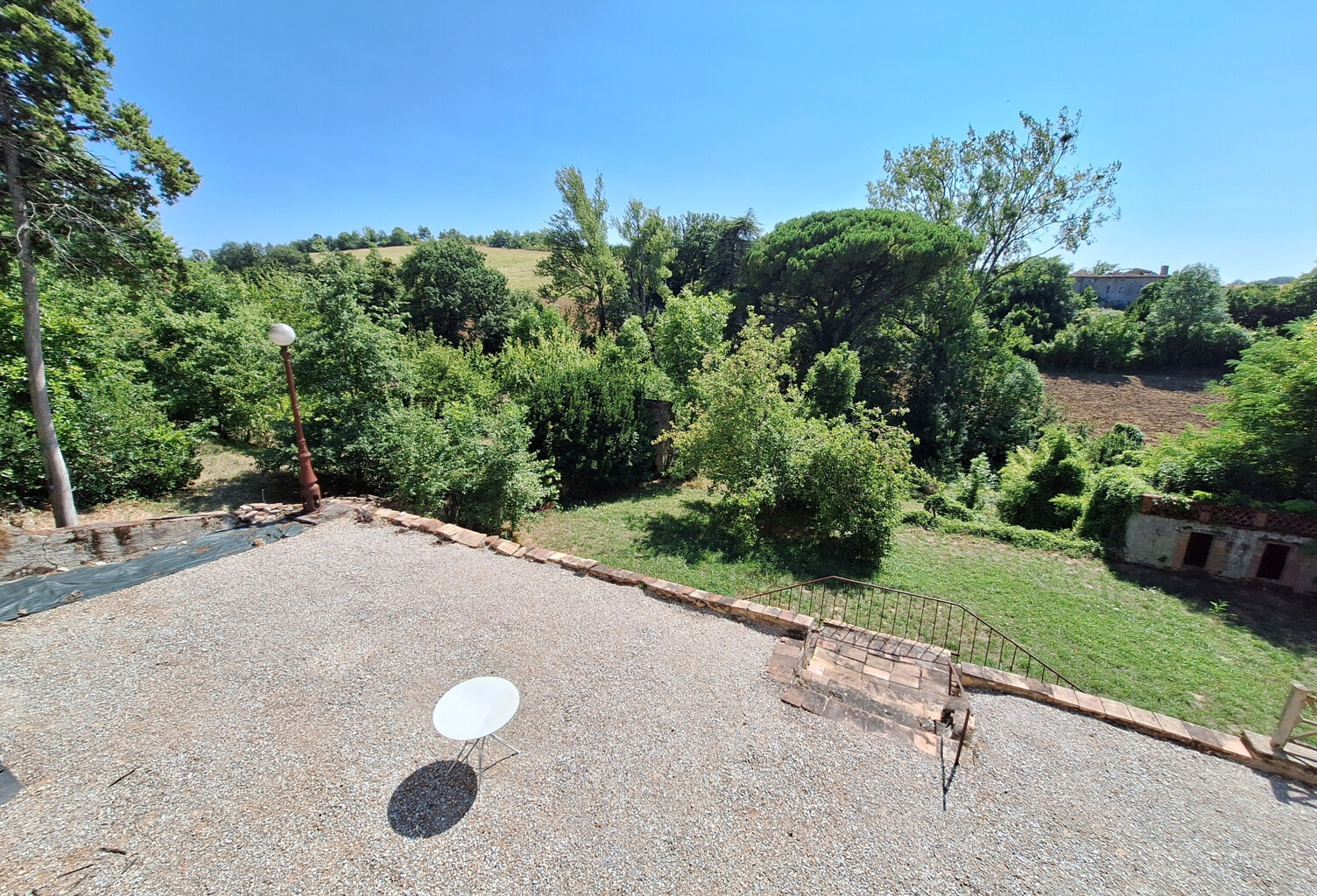 A vendre Dpt 81 Bertre Maison du XIVème rénovée sur parc de — photo 1