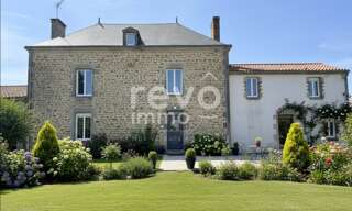 Maison 7 Pièces 271 m² à vendre à Montréverd (85260)