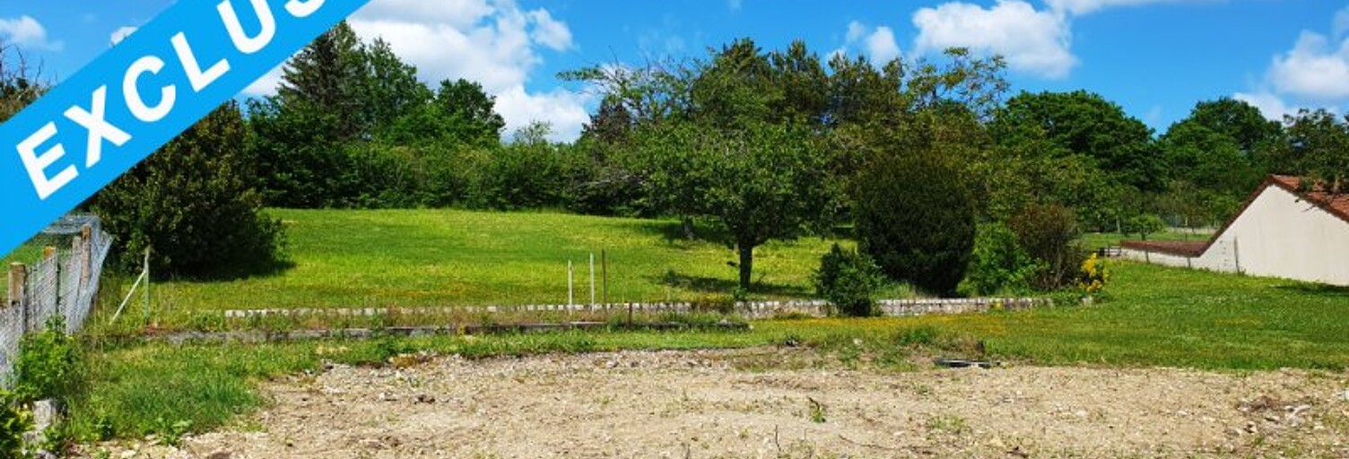 Terrain  1716 m² à vendre à Dierre (37150)