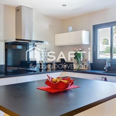 Maison 4 pièces 349000 €