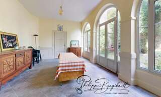 Maison 9 Pièces 200 m² à vendre à Crémieu (38460)