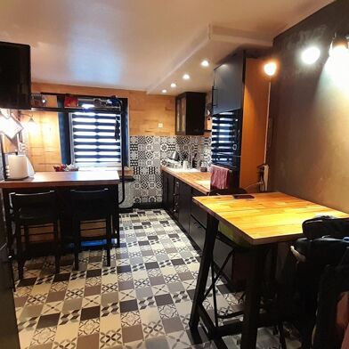 Appartement 4 pièces 195000 €