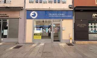 Commerce 2 Pièces 50 m² à louer à Mâcon (71000)