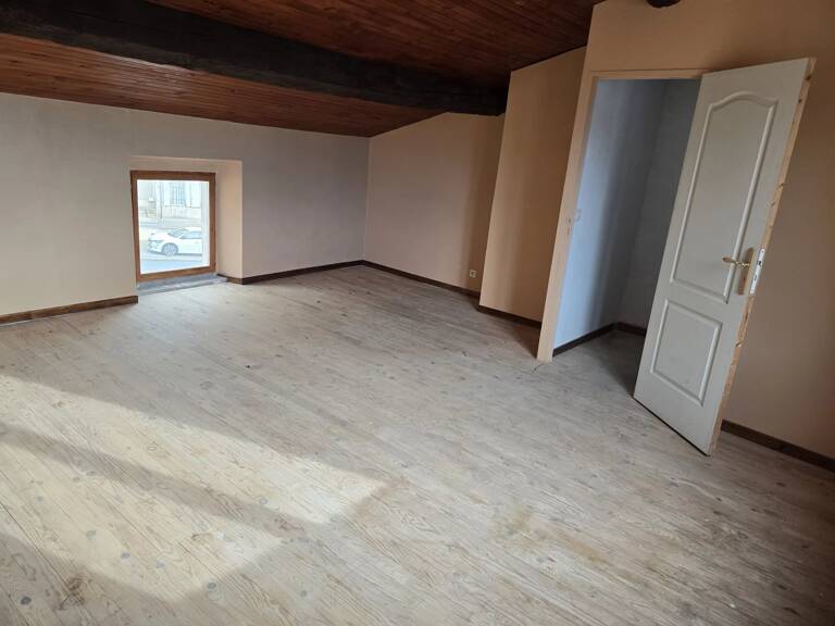 MAISON DE BOURG AVEC BELLE VUE — photo 1