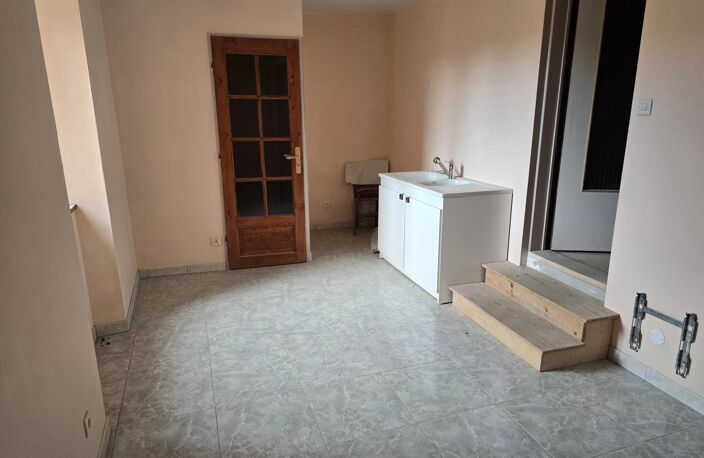 MAISON DE BOURG AVEC BELLE VUE — photo 4