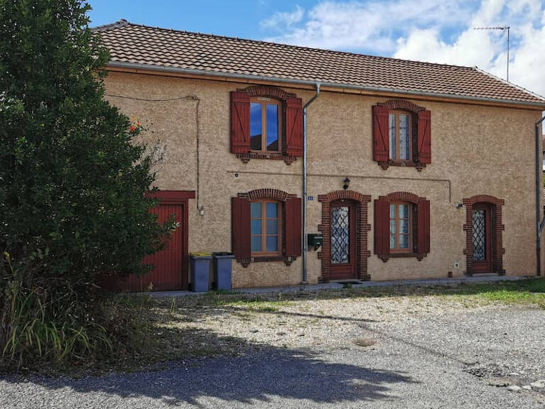 ECUISSES DANS LE VILLAGE — photo 1