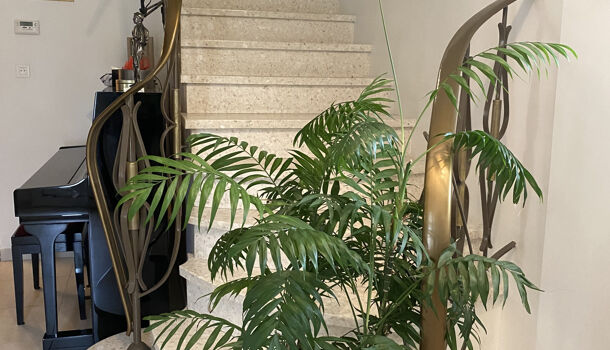 Villa / Maison 12 pièces  à vendre Nîmes 30000