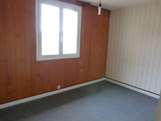 Vierzon -Village - Maison mitoyenne T5 - 104 M² — photo du bien