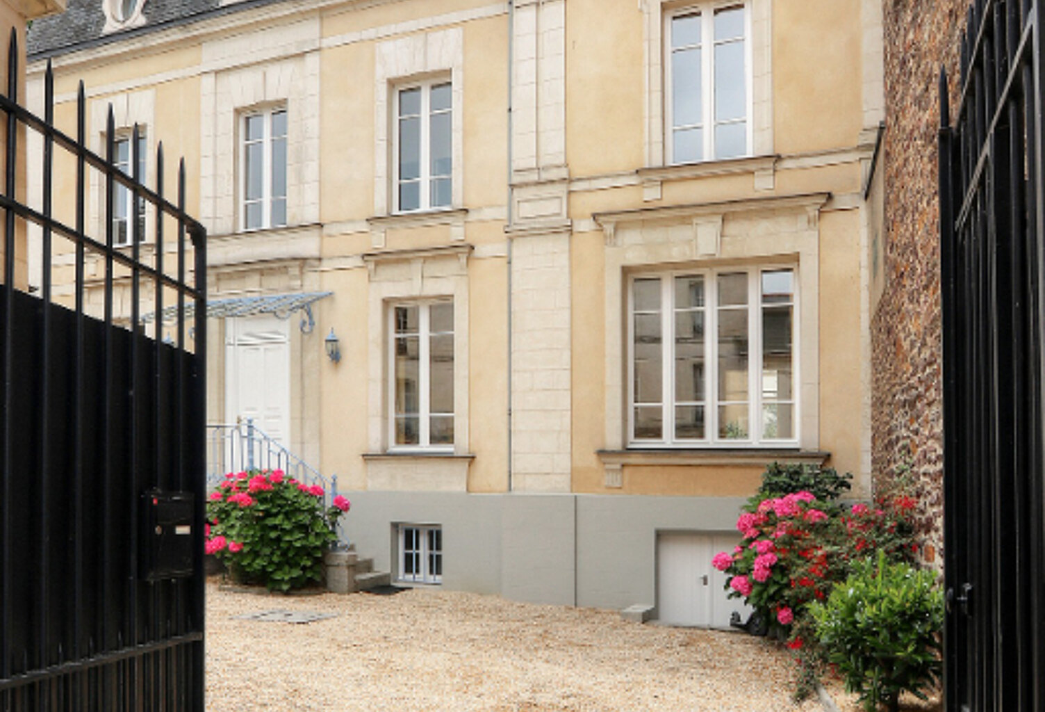 Hôtel particulier Type 9 - Bd Sévigné — photo 1