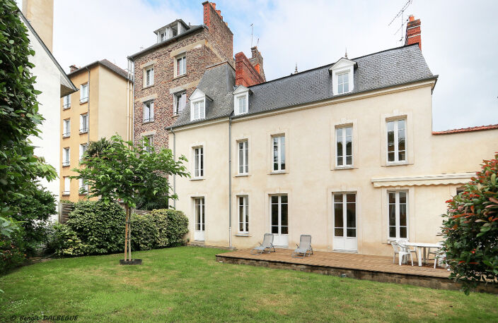 Hôtel particulier Type 9 - Bd Sévigné — photo 4