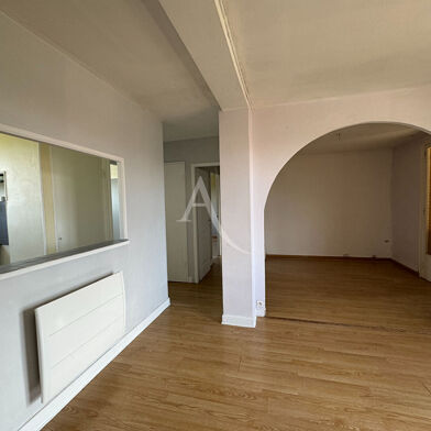 Appartement 3 pièces 520 €