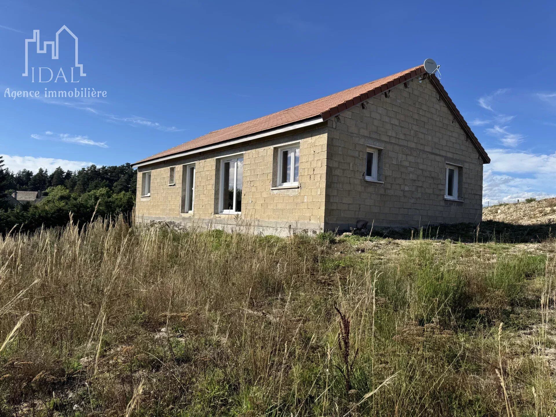 Maison avec vue panoramique à terminer