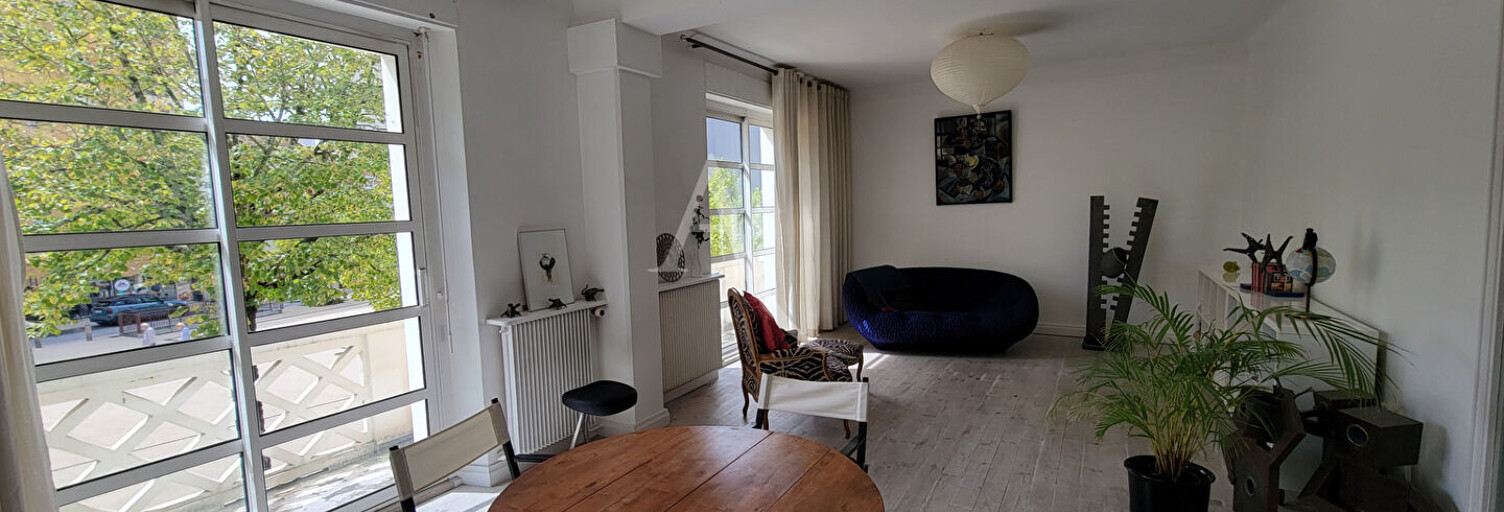 Appartement 7 Pièces 204 m² à vendre à Pau (64000)