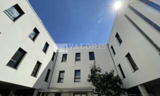 Bureau  124 m² à louer à Dardilly (69570)