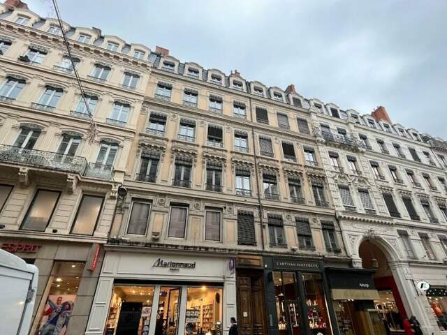 BUREAUX à LOUER — photo du bien