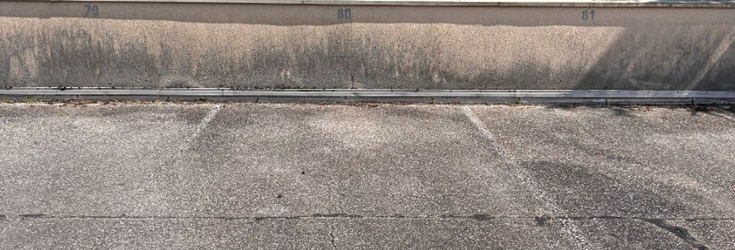 Garage   m² à vendre à La Motte-Servolex (73290)